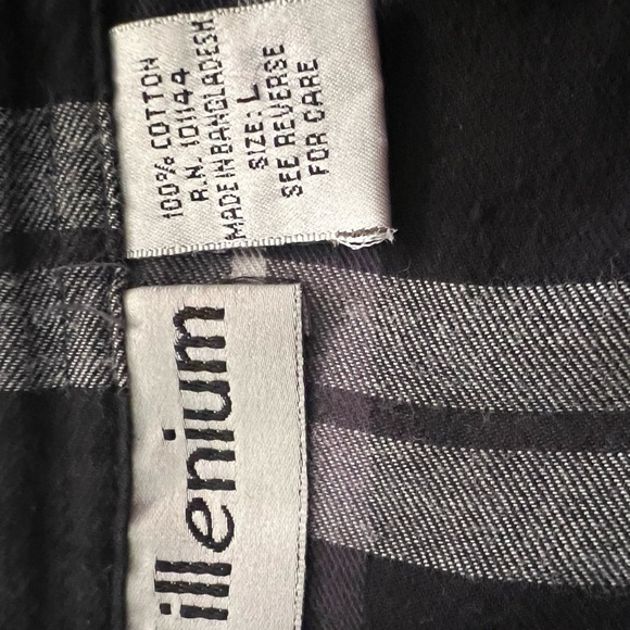 Millenium Flannel Two Pocket Shirt,  Classic Fit, Light Weight - Picture 3 of 3